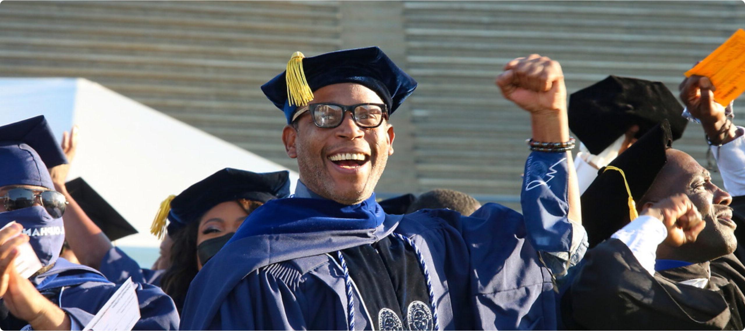 Faculty at commencement